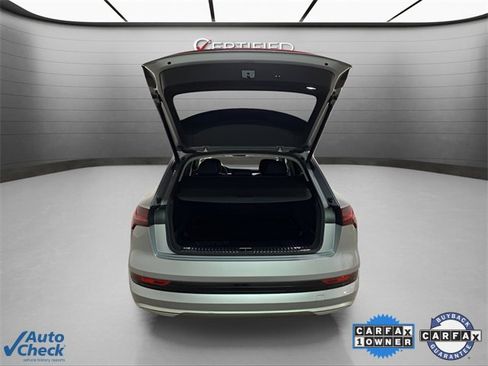 Used 2023 Audi e-tron Premium Plus w/ Premium Plus Package image 12