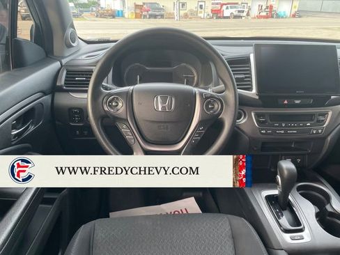 Used 2019 Honda Ridgeline Sport image 16
