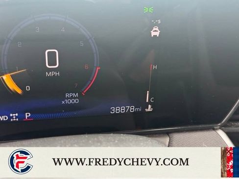 Used 2025 Chevrolet TrailBlazer LT AWD/4WD image 39