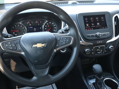 Used 2024 Chevrolet Equinox LT image 16