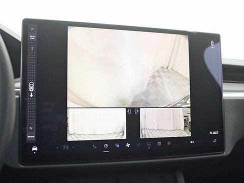 Used 2024 Tesla Model X image 16