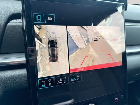 New 2026 GMC Terrain Elevation w/ Technology Package II AWD/4WD image 15