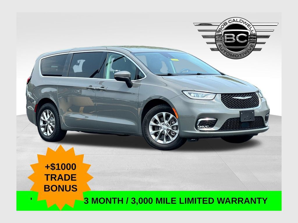 Used 2023 Chrysler Pacifica Touring-L AWD/4WD 360° Tour