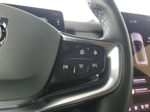 Certified 2025 Volvo EX90 Ultra AWD/4WD image 25