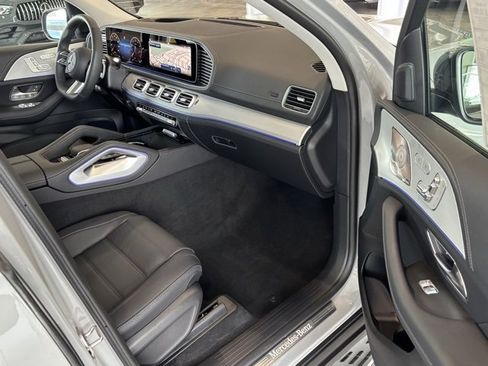 New 2025 Mercedes-Benz GLS 580 4MATIC image 25