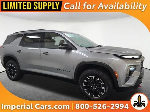 Used 2025 Chevrolet Traverse Z71 AWD/4WD image 1