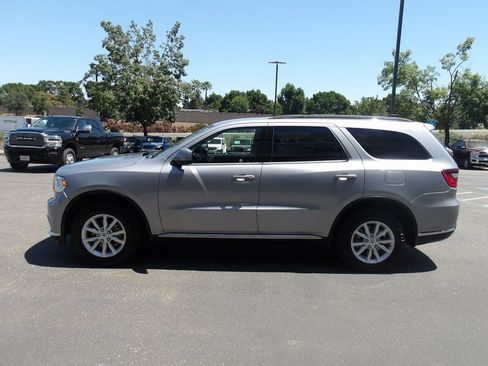 Used 2019 Dodge Durango SXT image 5