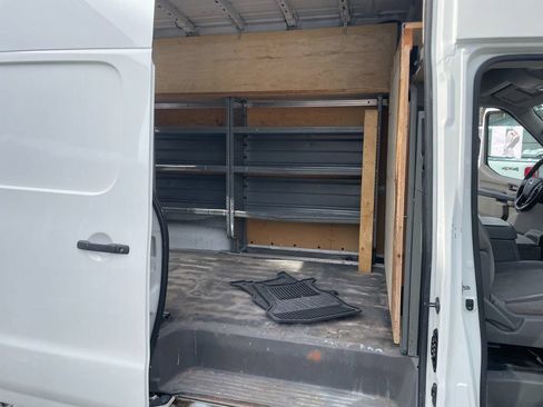 Used 2021 Nissan NV 2500 SV RWD image 27