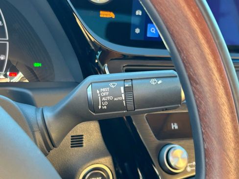 Used 2024 Lexus ES 350 Ultra Luxury image 28