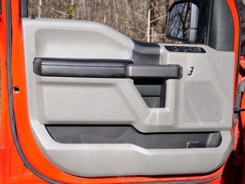 Used 2020 Ford F150 XLT image 17