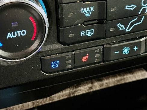 Used 2019 Ford F350 Lariat w/ Chrome Package image 22