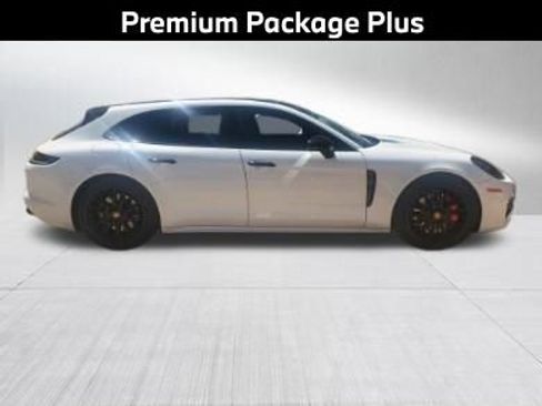 Used 2020 Porsche Panamera GTS AWD/4WD image 4