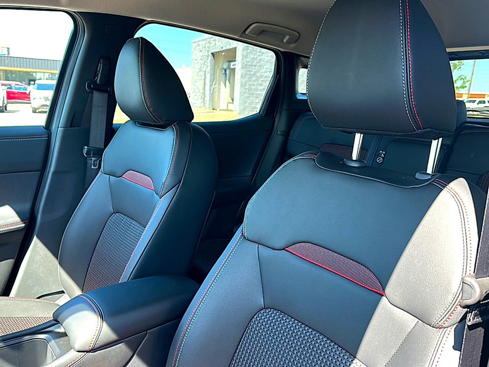 New 2026 Nissan Kicks SR w/ Cold Weather Package FWD image 11