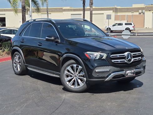 Used 2020 Mercedes-Benz GLE 350 4MATIC image 2