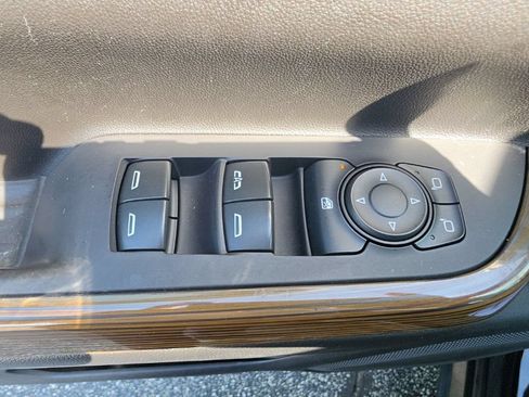 Used 2021 GMC Acadia SLE w/ Driver Convenience Package AWD/4WD image 21
