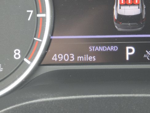 Used 2025 Nissan Rogue S image 31