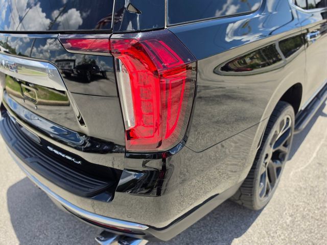 Used 2023 GMC Yukon Denali RWD image 12