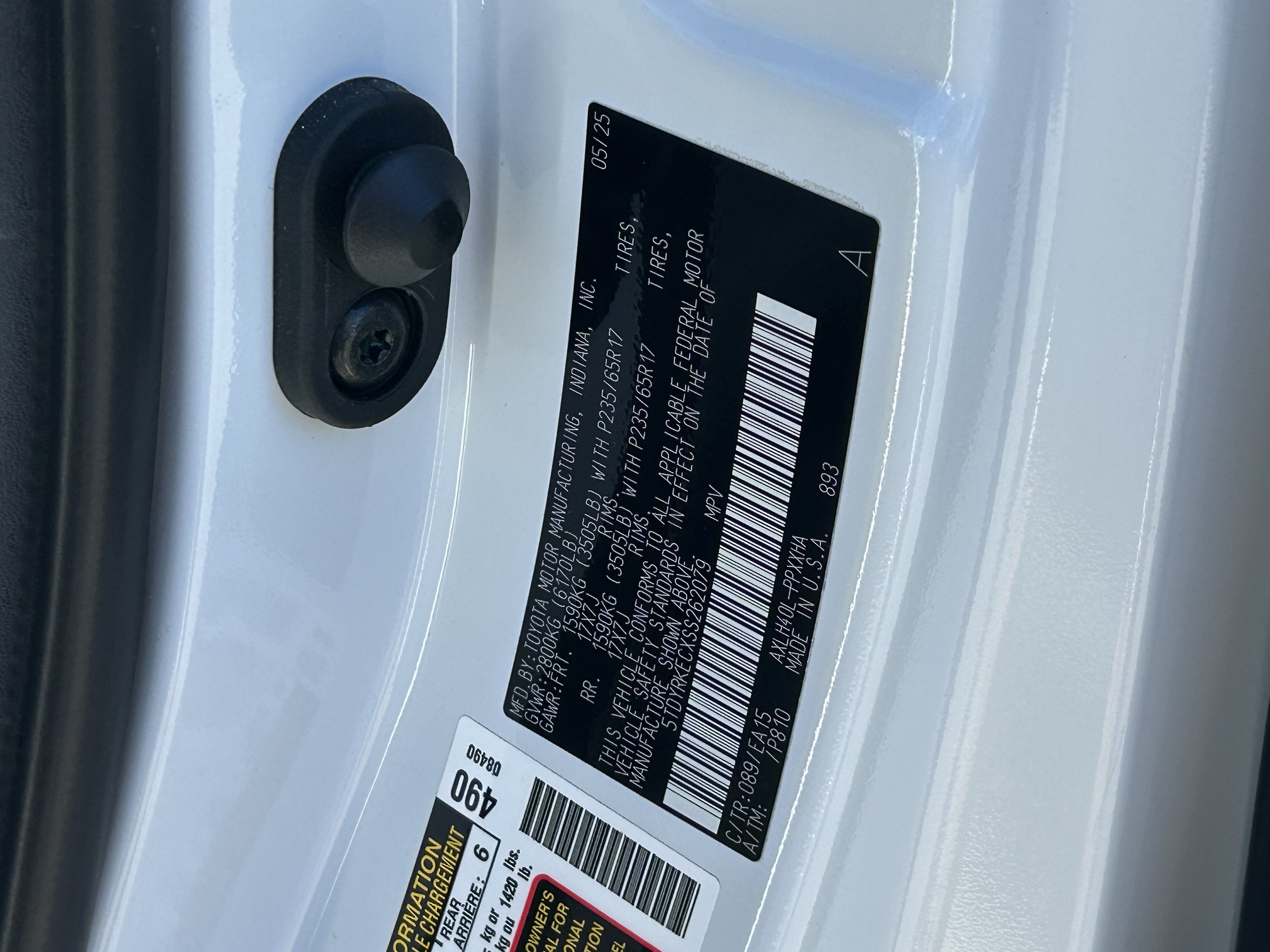 Used 2025 Toyota Sienna XLE FWD image 31