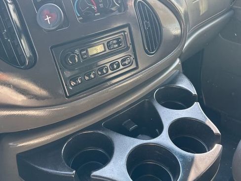 Used 2008 Ford E-250 and Econoline 250 image 16