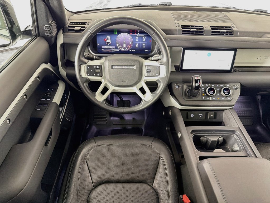 Used 2024 Land Rover Defender 110 S AWD/4WD image 24