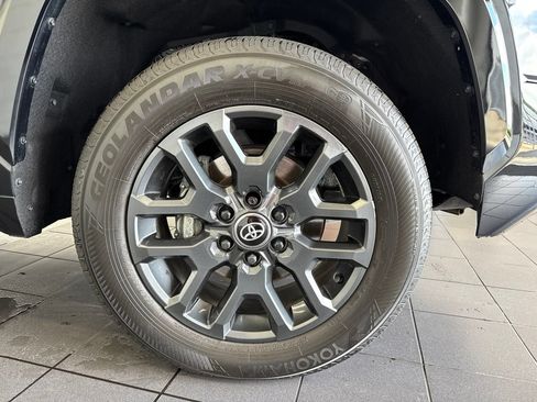 Certified 2025 Toyota Tundra Platinum AWD/4WD image 54