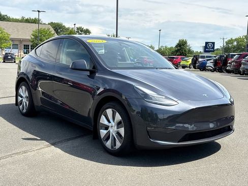 Used 2024 Tesla Model Y Long Range AWD/4WD image 5