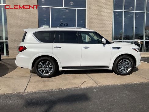 Used 2024 INFINITI QX80 Luxe AWD/4WD image 4