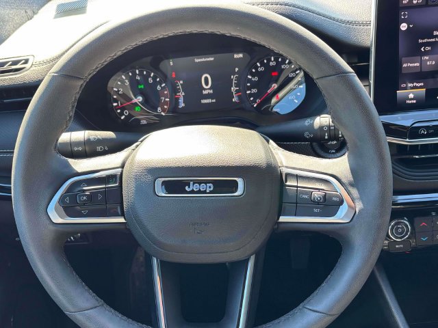 Used 2023 Jeep Compass Latitude w/ Convenience Group AWD/4WD image 24