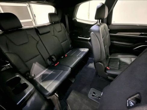 Used 2023 Kia Telluride SX X-Line AWD/4WD image 33