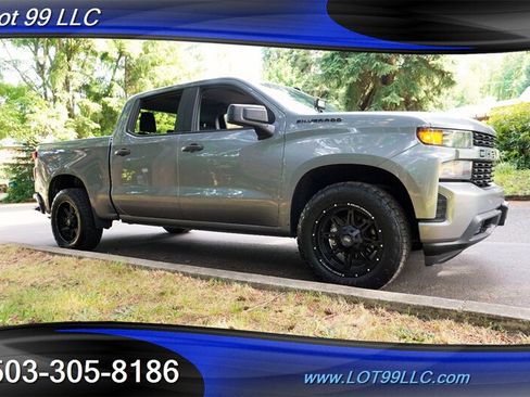 Used 2021 Chevrolet Silverado 1500 Custom w/ LPO, Dark Essentials Package AWD/4WD image 7