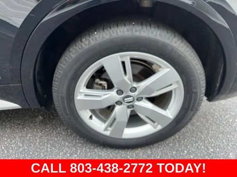Used 2018 Audi Q5 2.0T Premium Plus w/ Premium Plus Package AWD/4WD image 30