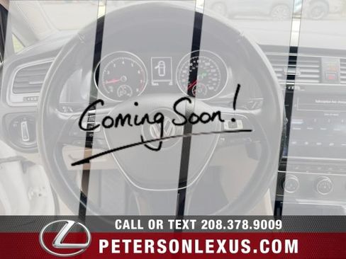 Used 2019 Volkswagen Golf SE FWD image 24