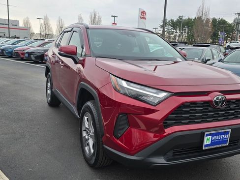 Used 2023 Toyota RAV4 XLE w/ Convenience Package image 11