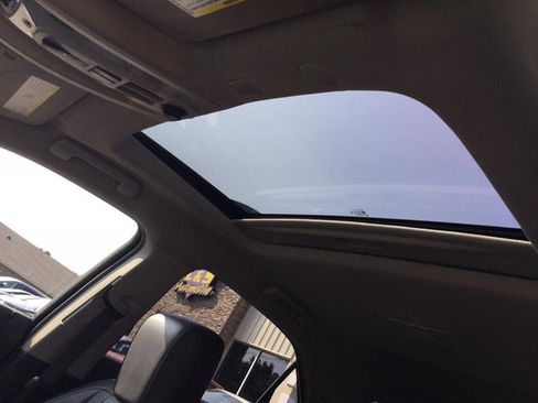 Used 2017 Chevrolet Equinox Premier w/ Enhanced Convenience Package image 20