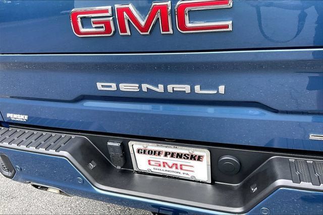 Certified 2025 GMC Sierra 1500 Denali w/ Denali Reserve Package AWD/4WD image 32