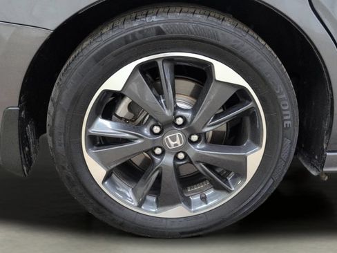 Used 2024 Honda Odyssey Elite image 32