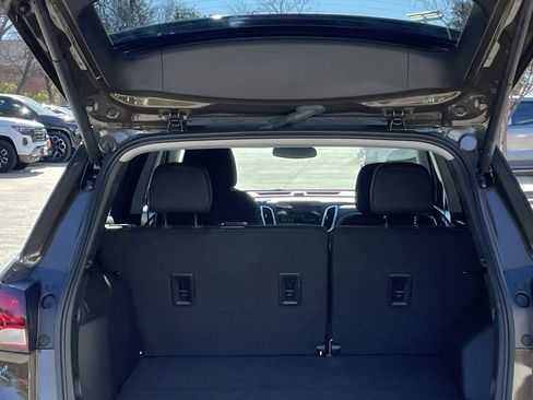 Used 2024 Chevrolet Equinox LT image 25