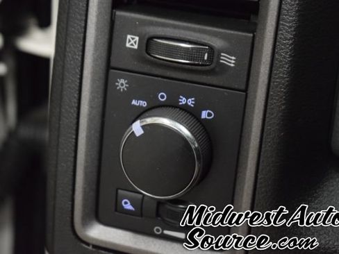 Used 2018 RAM 3500 Tradesman w/ Chrome Appearance Group AWD/4WD image 15