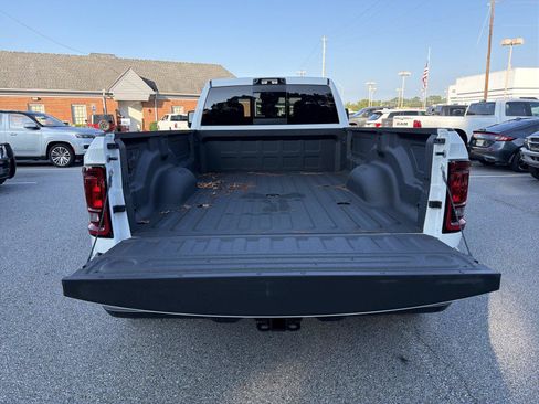 New 2026 RAM 3500 Tradesman AWD/4WD image 17
