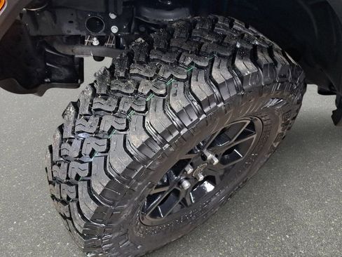 Certified 2024 Jeep Wrangler Willys image 34