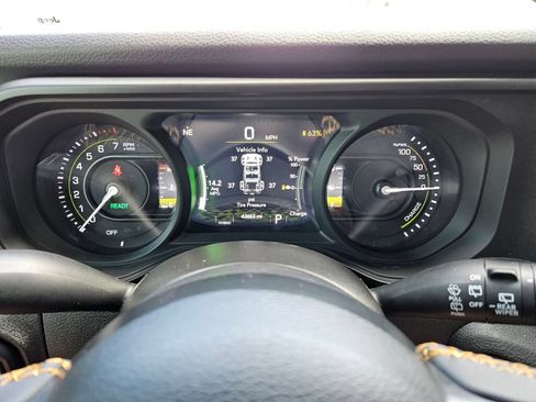Used 2024 Jeep Wrangler Unlimited AWD/4WD image 23