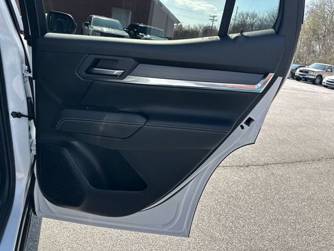 New 2026 GMC Terrain Elevation w/ Elevation Premium Package image 17