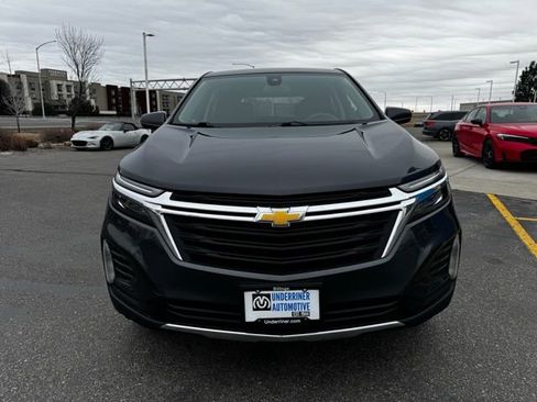 Used 2022 Chevrolet Equinox LT image 2