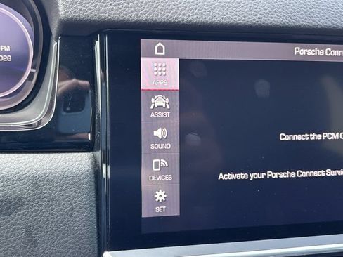 Used 2021 Porsche Cayenne w/ Premium Package AWD/4WD image 35