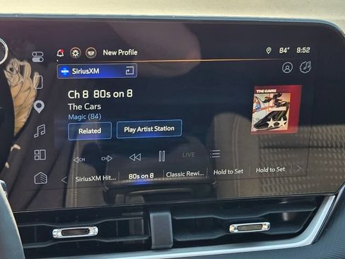 Used 2025 Chevrolet Equinox LT AWD/4WD image 31