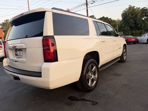 Used 2017 Chevrolet Suburban LT AWD/4WD image 5