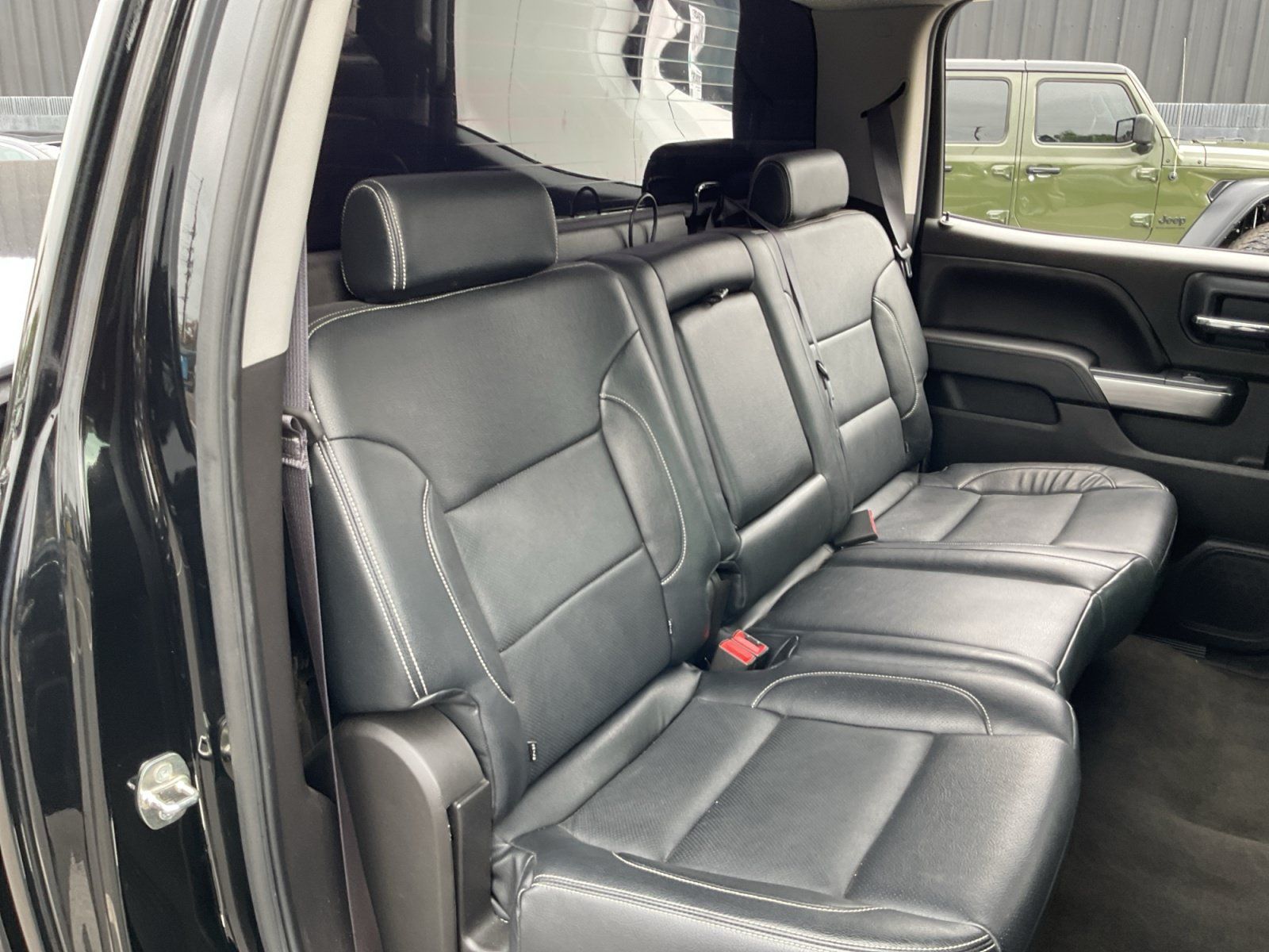 Used 2015 Chevrolet Silverado 1500 LT w/ LT Convenience Package RWD image 20