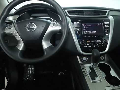 Used 2017 Nissan Murano S image 27