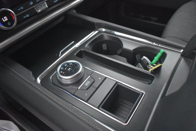 Used 2024 Ford Expedition XLT RWD image 29