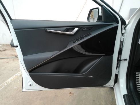 Used 2023 Kia Niro Wave w/ Wave Preserve Package image 15